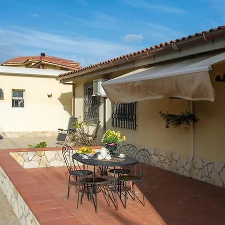 Villa Annaro *