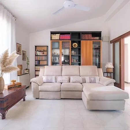 Annaro Villa